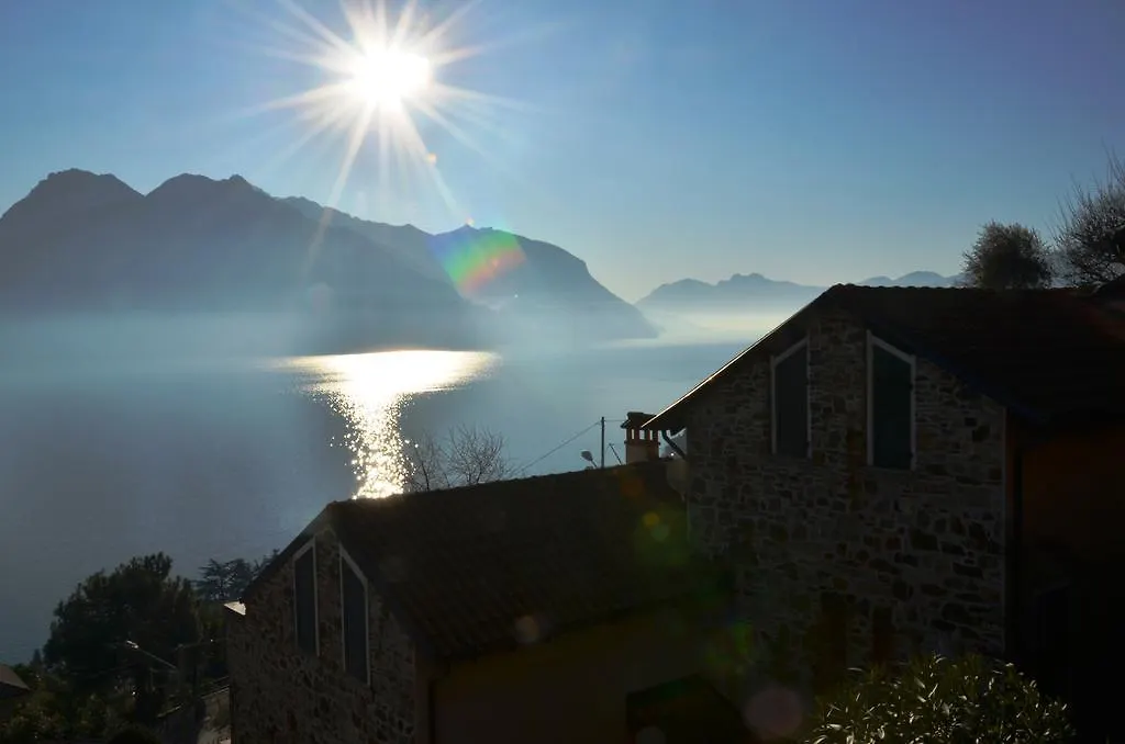 Sole Lago Apartment Acquaseria